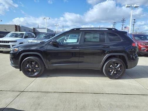 2023 Jeep Cherokee Altitude Lux