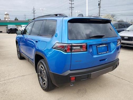 Hydro Blue Pearl 2026 Jeep Cherokee LAREDO/LIMITED