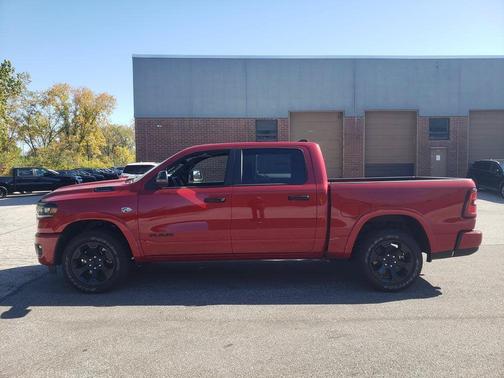 Molten Red Pearlcoat 2026 RAM 1500 Big Horn/Lone Star