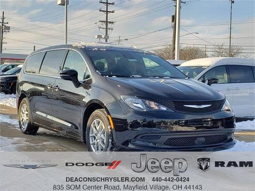 2026 Chrysler Voyager LX