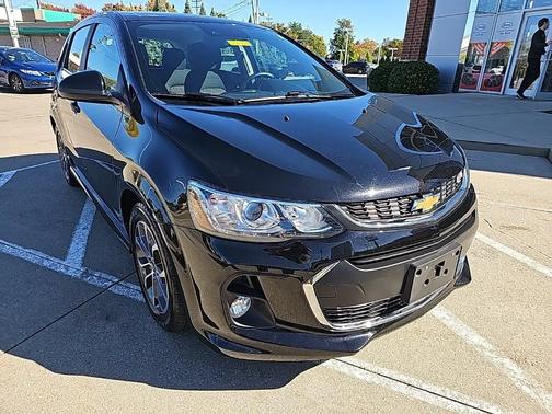 2017 Chevrolet Sonic LT
