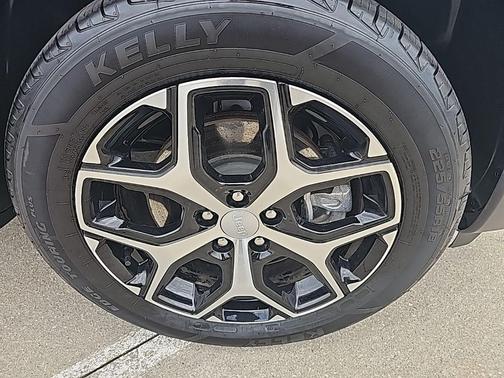 Bright White Clearcoat 2024 Jeep Compass Limited