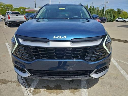 Blue 2025 Kia Sportage Hybrid EX