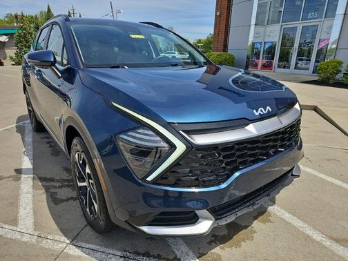 Blue 2025 Kia Sportage Hybrid EX