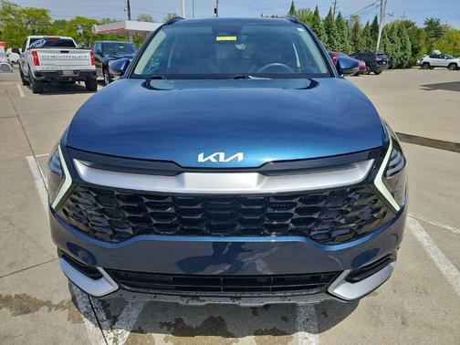 Blue 2025 Kia Sportage Hybrid EX