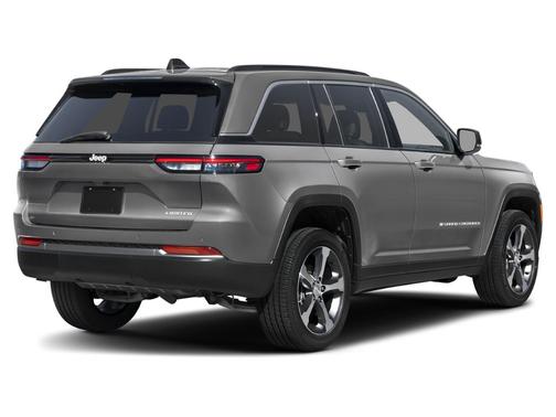 Gray 2027 Jeep Grand Cherokee Laredo