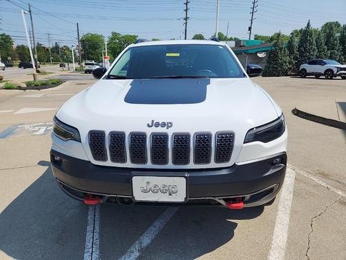 2022 Jeep Cherokee Trailhawk