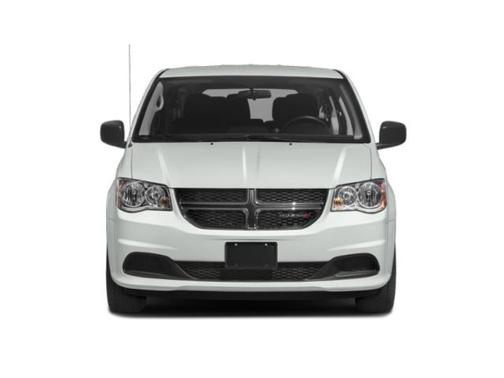 Brilliant Black Crystal Pearlcoat 2019 Dodge Grand Caravan SE