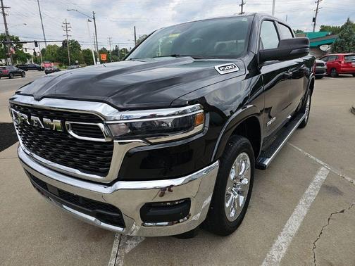 Diamond Black 2026 RAM 1500 Big Horn/Lone Star