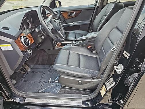 Black 2013 Mercedes-Benz GLK-Class GLK 350 4MATIC