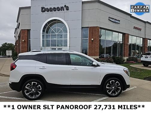 2023 GMC Terrain SLT