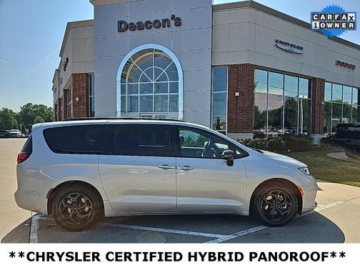2024 Chrysler Pacifica Hybrid Select