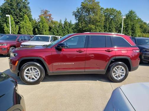 2025 Jeep Grand Cherokee Laredo X