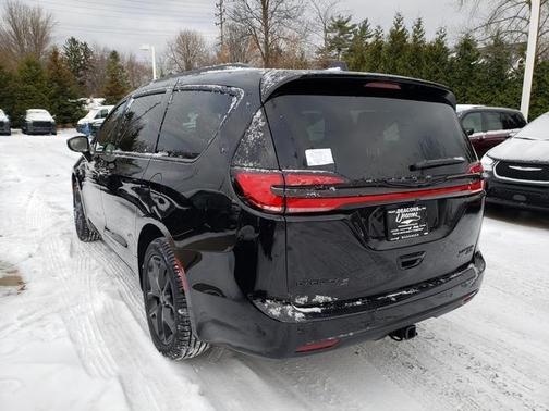2026 Chrysler Pacifica Limited