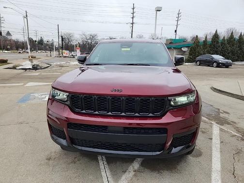 2024 Jeep Grand Cherokee L Laredo