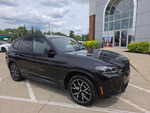 Black Sapphire Metallic 2024 BMW X3 xDrive30i