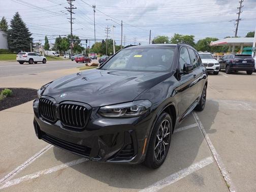 Black Sapphire Metallic 2024 BMW X3 xDrive30i