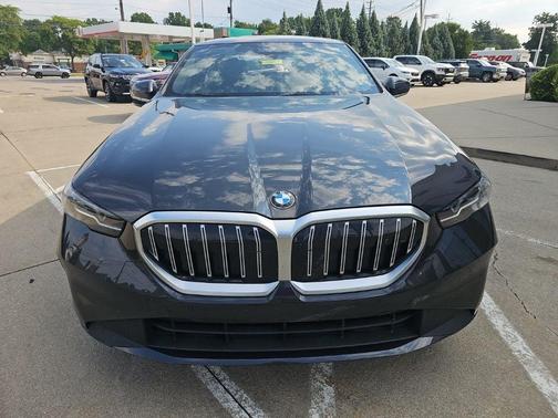 Dark Graphite 2026 BMW 530 i xDrive
