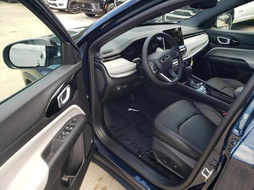 Fathom Blue Pearlcoat 2026 Jeep Compass Limited