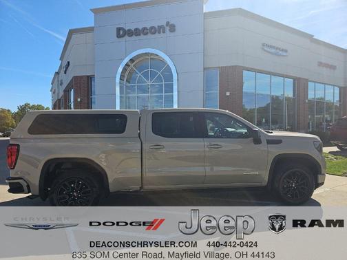 Desert Sand Metallic 2022 GMC Sierra 1500 Elevation