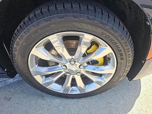 2015 Chrysler 300C Base