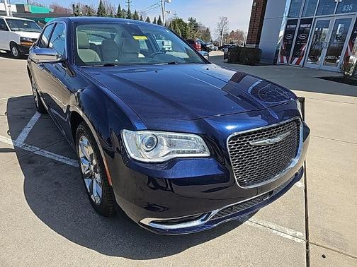 2015 Chrysler 300C Base