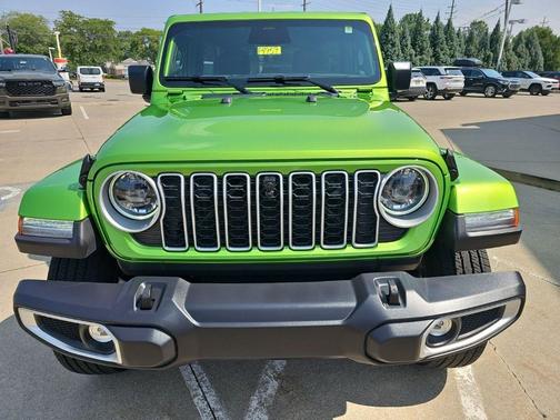 Mojito! Clearcoat 2026 Jeep Wrangler Sahara