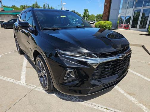 Black 2022 Chevrolet Blazer RS