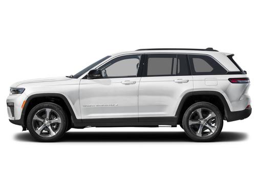 Bright White Clearcoat 2027 Jeep Grand Cherokee Laredo