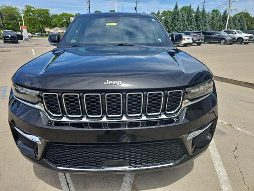 Diamond Black 2024 Jeep Grand Cherokee 4xe Base