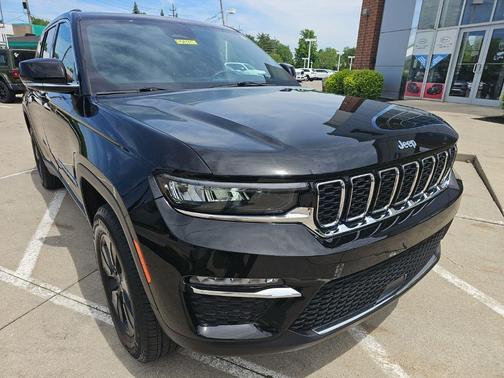 Diamond Black 2024 Jeep Grand Cherokee 4xe Base