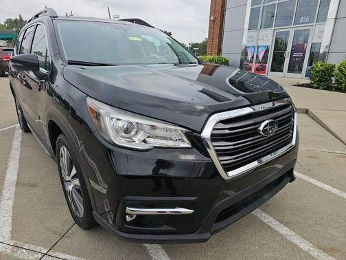 Crystal Black Silica 2019 Subaru Ascent Limited 7-Passenger