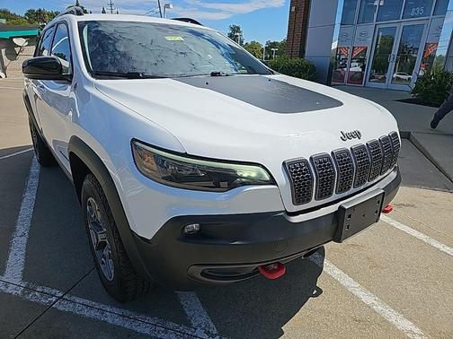 2022 Jeep Cherokee Trailhawk
