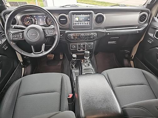 2020 Jeep Gladiator Sport