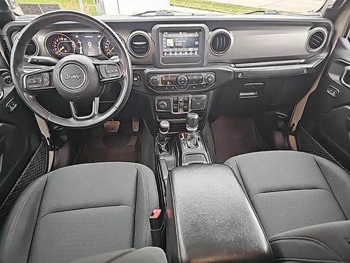 2020 Jeep Gladiator Sport