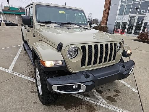 2020 Jeep Gladiator Sport