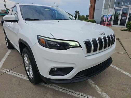 Bright White Clearcoat 2021 Jeep Cherokee Latitude Lux