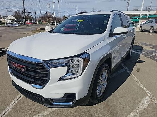 2022 GMC Terrain SLE