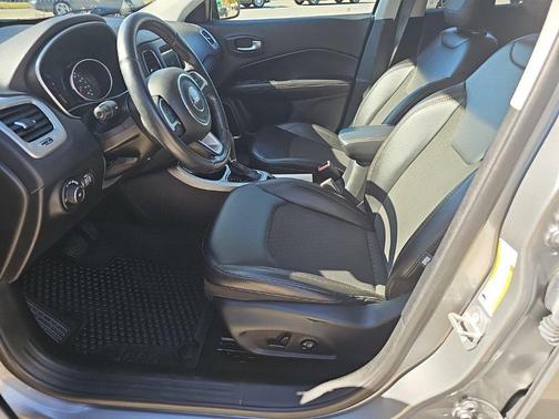 Billet Silver Metallic Clearcoat 2020 Jeep Compass Latitude