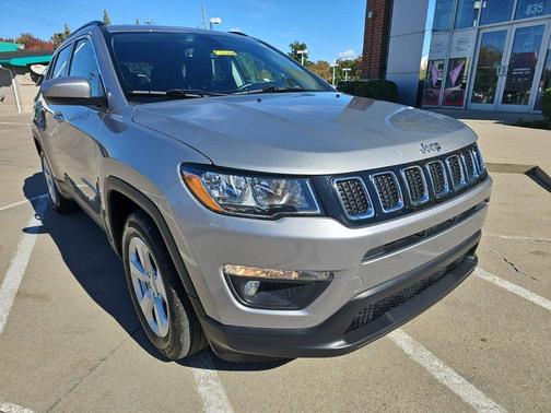 Billet Silver Metallic Clearcoat 2020 Jeep Compass Latitude