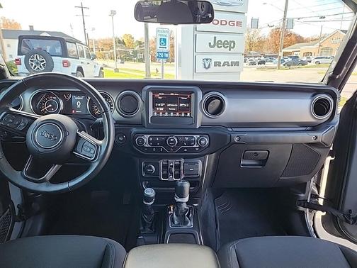 2022 Jeep Gladiator Sport