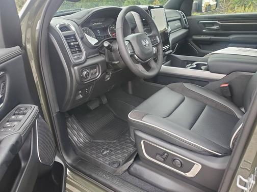 TANK EXTERIOR PAINT 2027 RAM 1500 Laramie