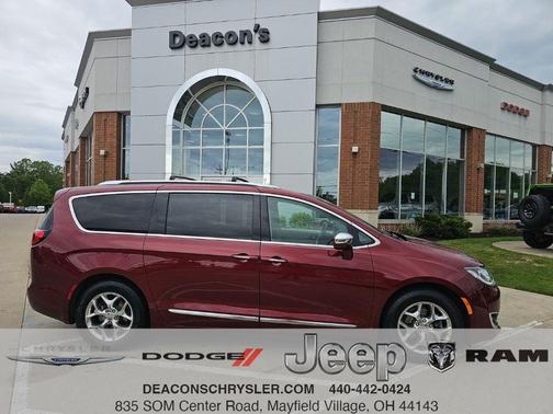 Velvet Red Pearlcoat 2020 Chrysler Pacifica Limited