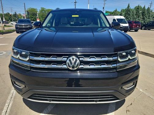 Deep Black Pearl Effect 2019 Volkswagen Atlas 3.6L SEL