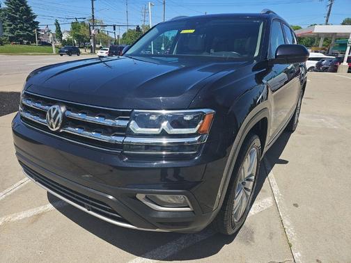 Deep Black Pearl Effect 2019 Volkswagen Atlas 3.6L SEL