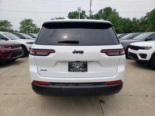 2025 Jeep Grand Cherokee L Laredo