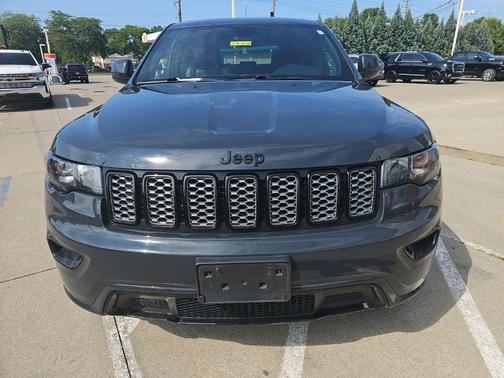 Rhino Clearcoat 2018 Jeep Grand Cherokee Altitude