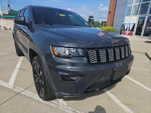 Rhino Clearcoat 2018 Jeep Grand Cherokee Altitude