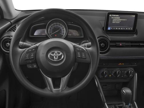 Graphite 2018 Toyota Yaris iA Base