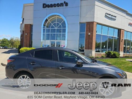 Graphite 2018 Toyota Yaris iA Base